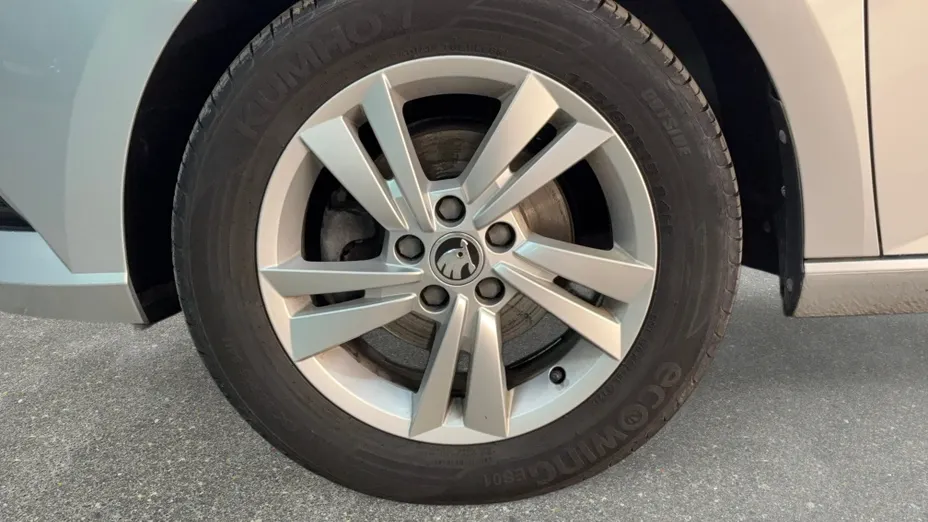 SKODA Fabia Fabia 1.0 TSI Ambition