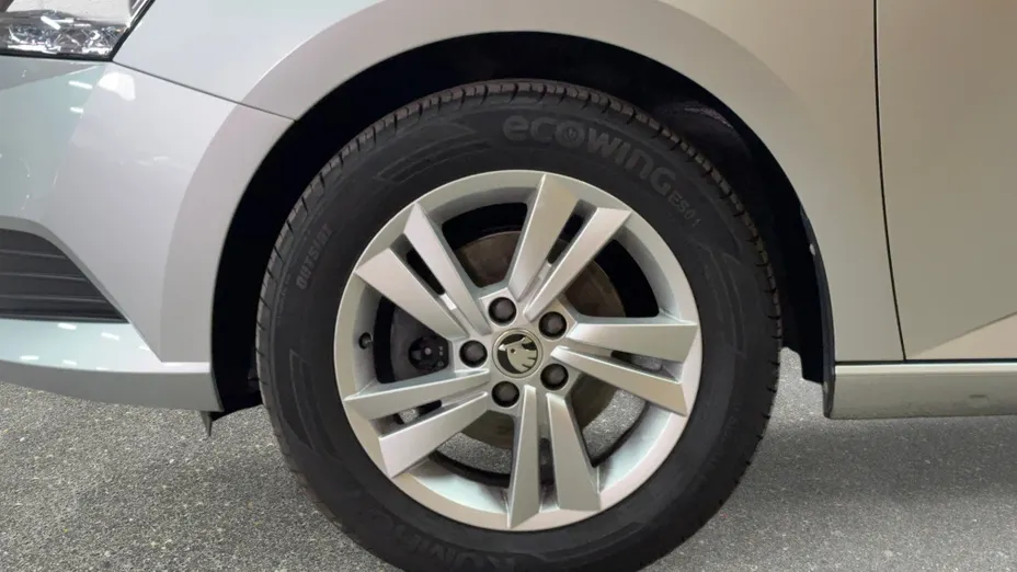 SKODA Fabia Fabia 1.0 TSI Ambition