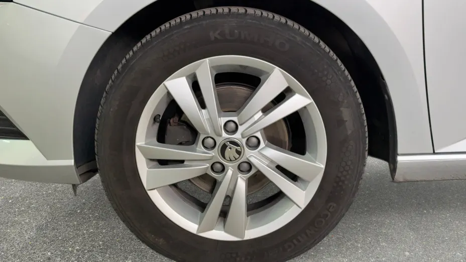 SKODA Fabia Fabia 1.0 TSI Ambition