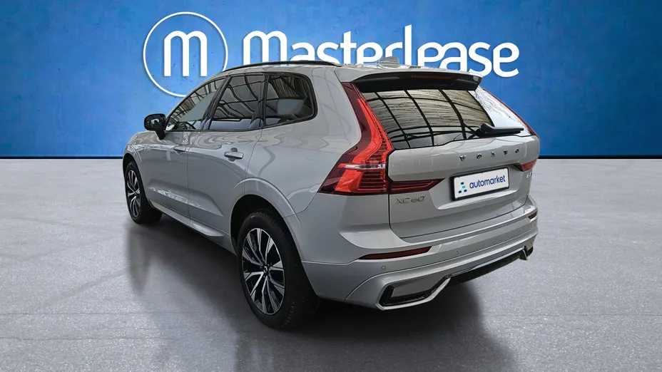 VOLVO XC60 XC60 B4 D AWD Plus Dark aut
