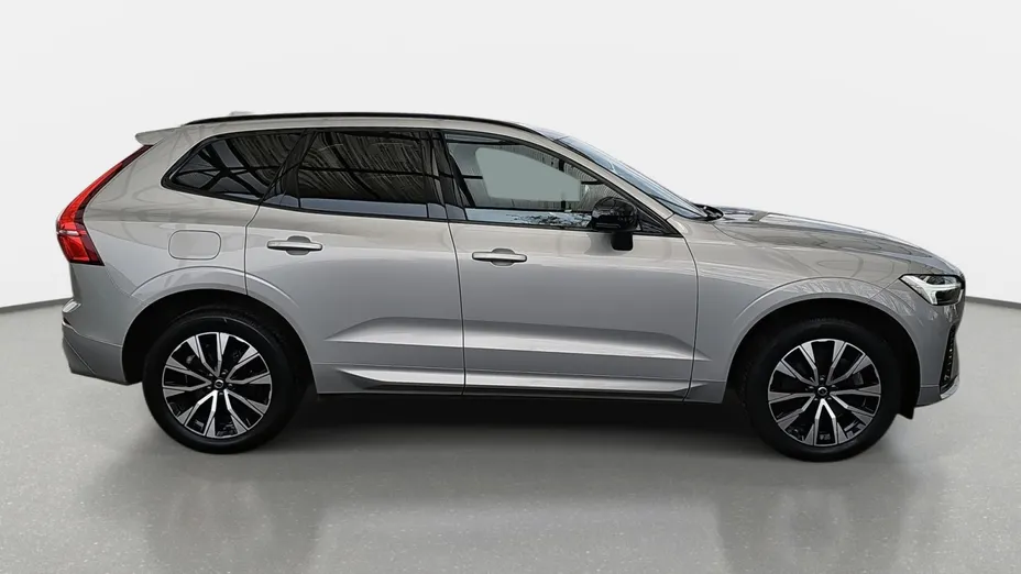 VOLVO XC60 XC60 B4 D AWD Plus Dark aut
