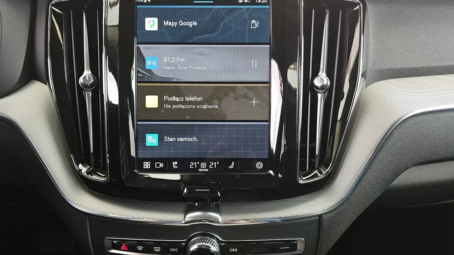 VOLVO XC60 XC60 B4 D AWD Plus Dark aut