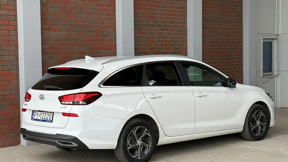 HYUNDAI i30 i30 1.0 T-GDI Smart