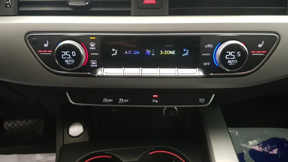 AUDI A4 A4 35 TFSI mHEV S Line S tronic