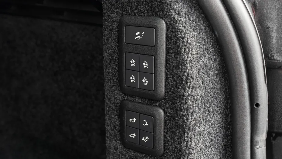 LAND ROVER Range Rover Range Rover 3.0 I6 LWB AB