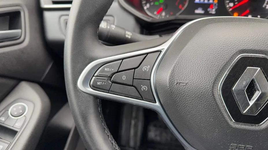 RENAULT Clio Clio 1.0 TCe Equilibre