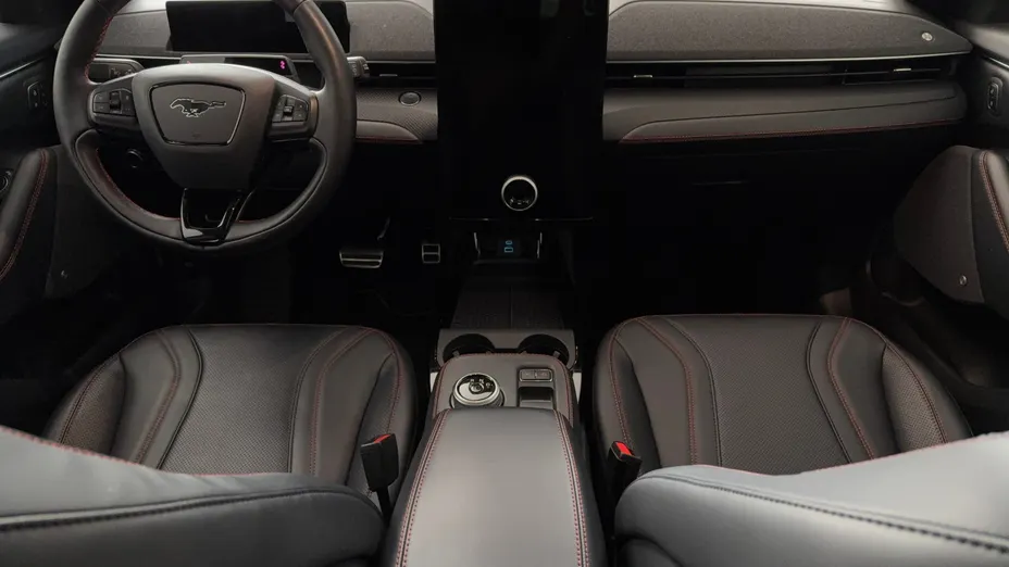 FORD Mustang Mach-E Mustang Mach-E 75kWh AWD