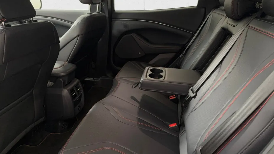 FORD Mustang Mach-E Mustang Mach-E 75kWh AWD