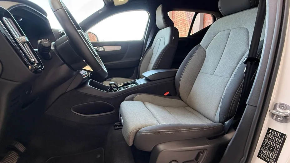 VOLVO XC40 XC40 B3 Plus Bright aut