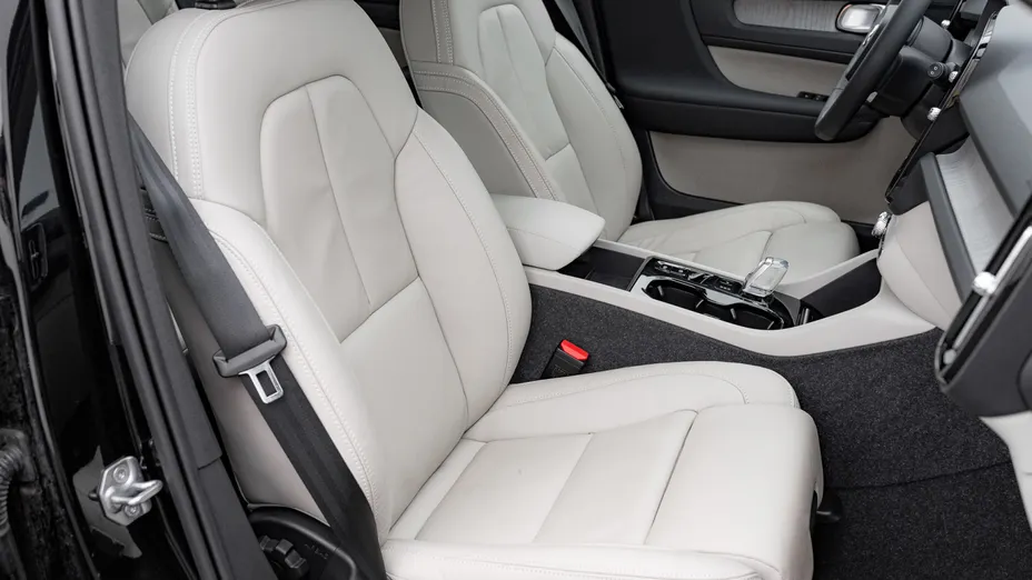 VOLVO XC40 XC40 T5 Plug-In Hybrid Inscription aut