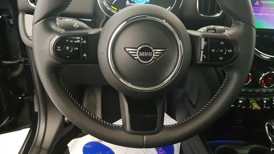 MINI [BMW] Countryman Cooper SE ALL4 Classic Trim aut