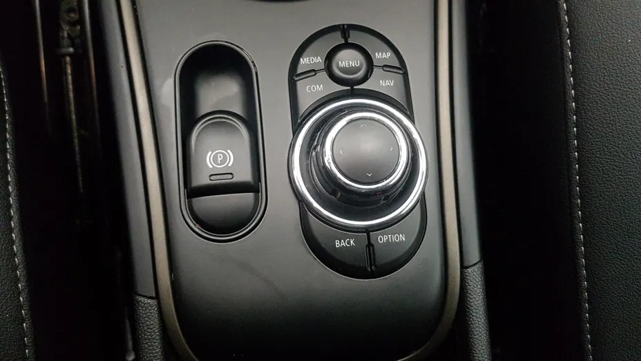 MINI [BMW] Countryman Cooper SE ALL4 Classic Trim aut