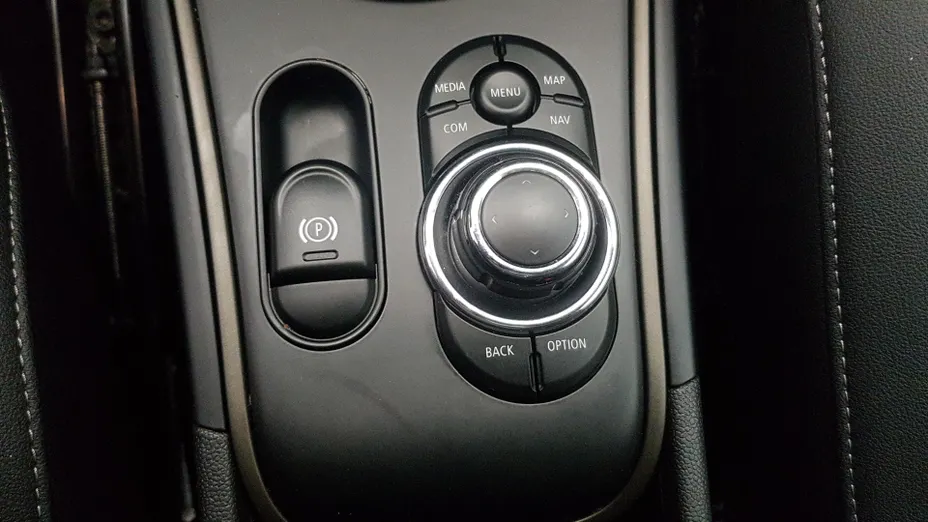 MINI [BMW] Countryman Cooper SE ALL4 Classic Trim aut