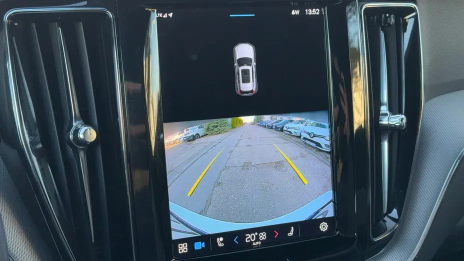 VOLVO XC60 XC60 B4 B R-Design aut