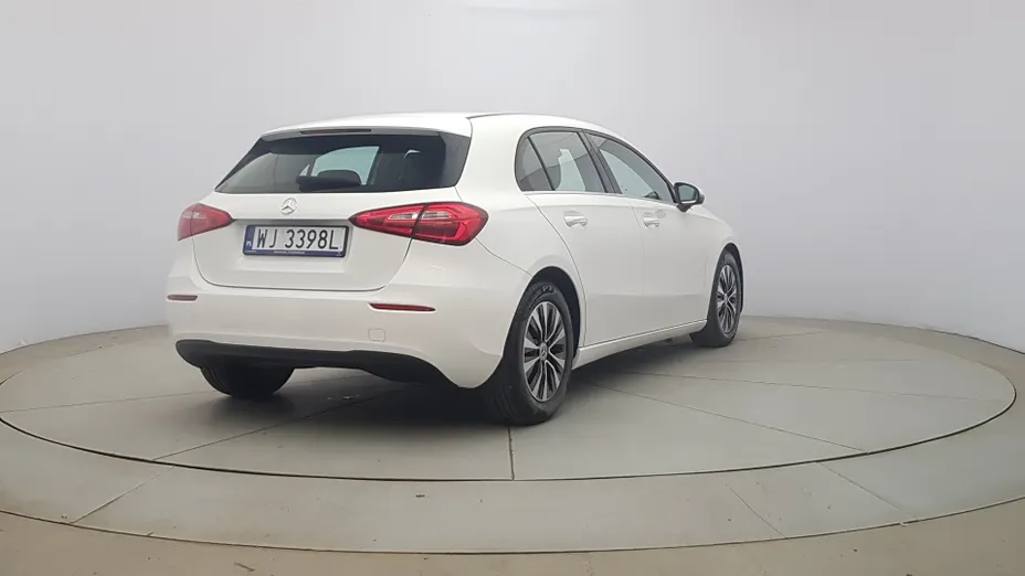 MERCEDES-BENZ A Klasa A 180 Style 7G-DCT