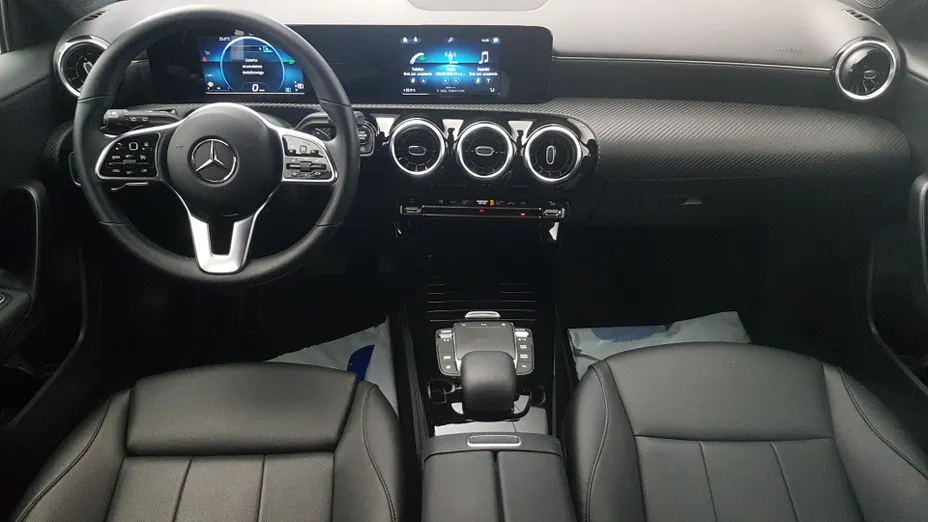MERCEDES-BENZ A Klasa A 180 Style 7G-DCT