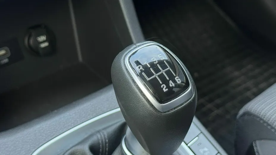 HYUNDAI i30 i30 1.5 T-GDI 48V Modern