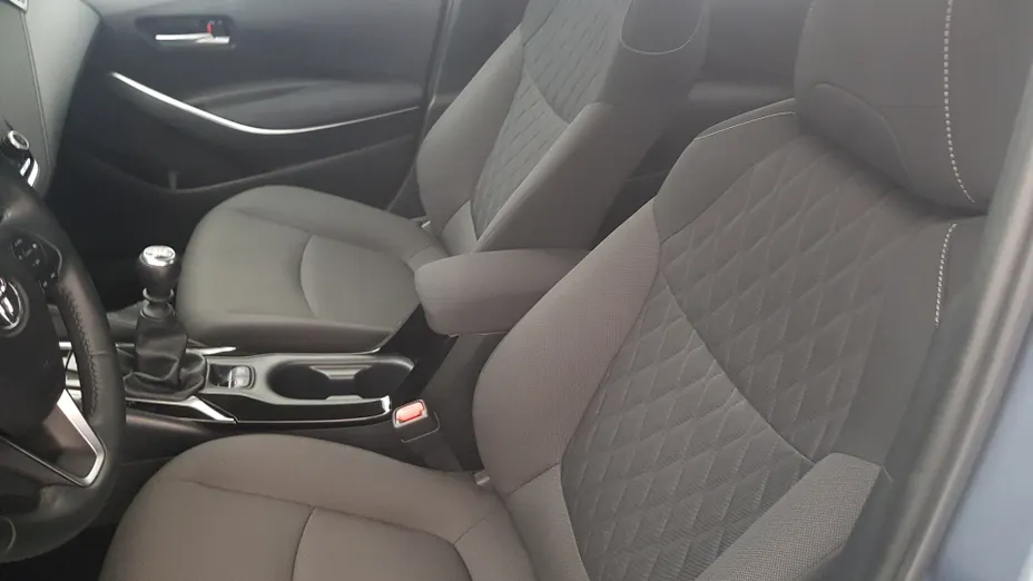 TOYOTA Corolla Corolla 1.5 Comfort