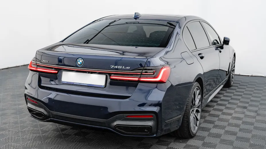 BMW Seria 7 745Le xDrive sport-aut