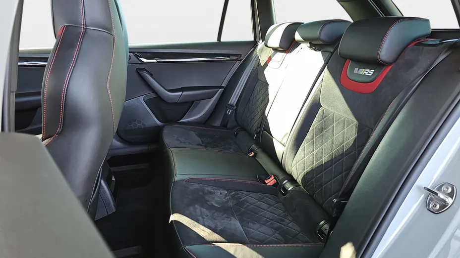 SKODA Octavia Octavia 2.0 TSI GPF RS 245 DSG