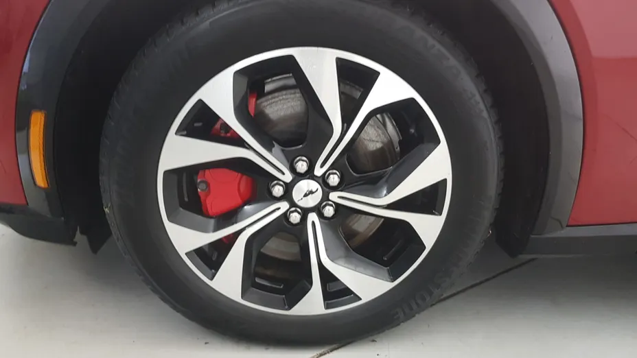 FORD Mustang Mach-E Mustang Mach-E 75kWh AWD Premium