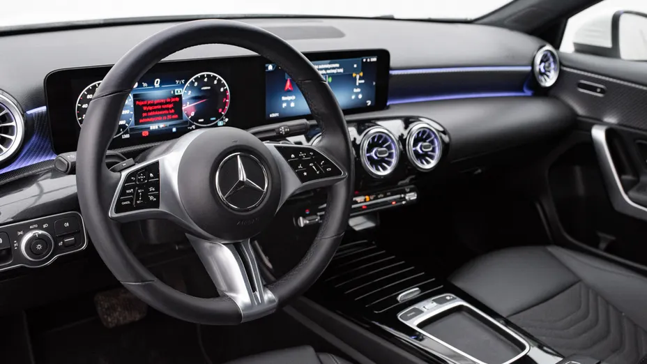 MERCEDES-BENZ A Klasa A 200 Progressive 7G-DCT