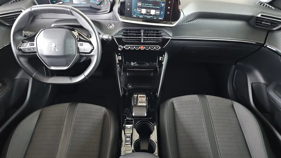 PEUGEOT 208 e-208 Allure