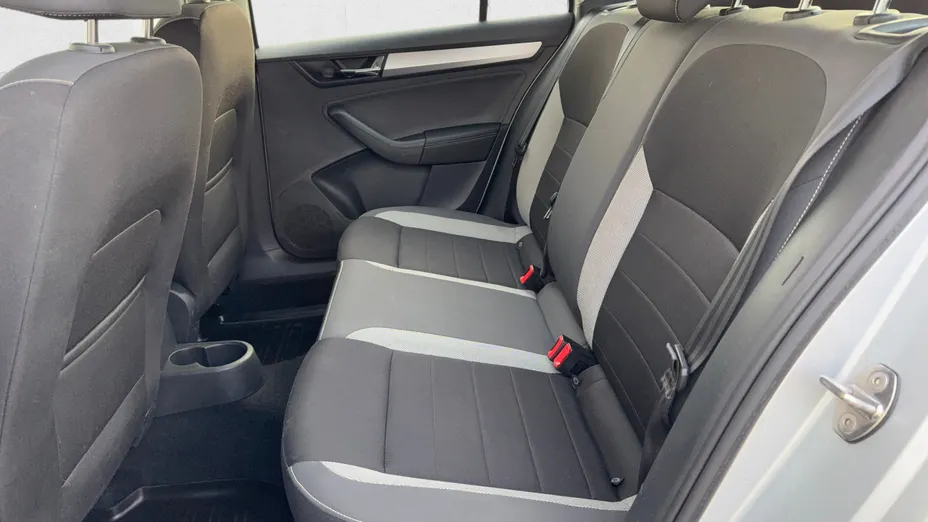 SKODA Rapid Rapid Spb. 1.0 TSI Ambition