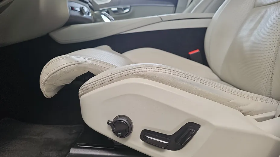 VOLVO XC90 XC90 T8 AWD Plug-In Hybrid Plus Bright 7os aut