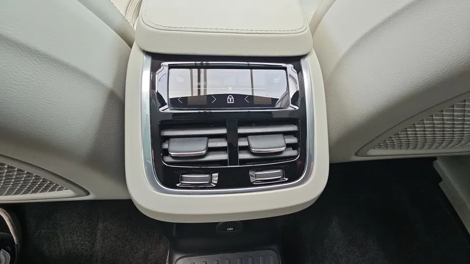 VOLVO XC90 XC90 T8 AWD Plug-In Hybrid Plus Bright 7os aut