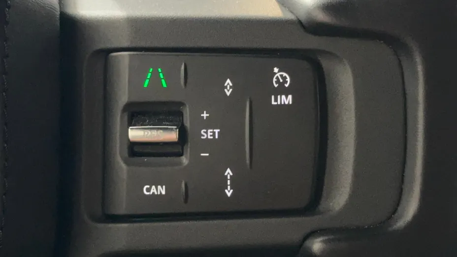 LAND ROVER Defender Defender 130 3.0 D300 mHEV X