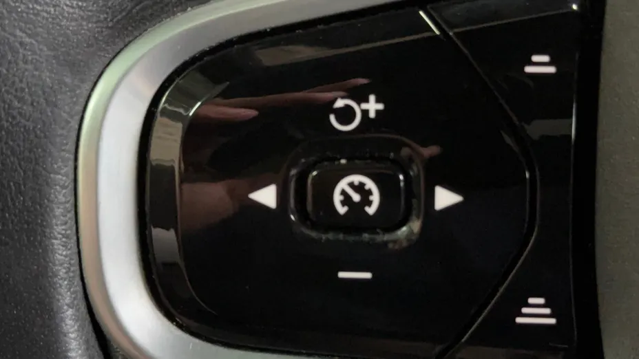 VOLVO XC90 XC90 B5 D AWD Momentum Pro aut