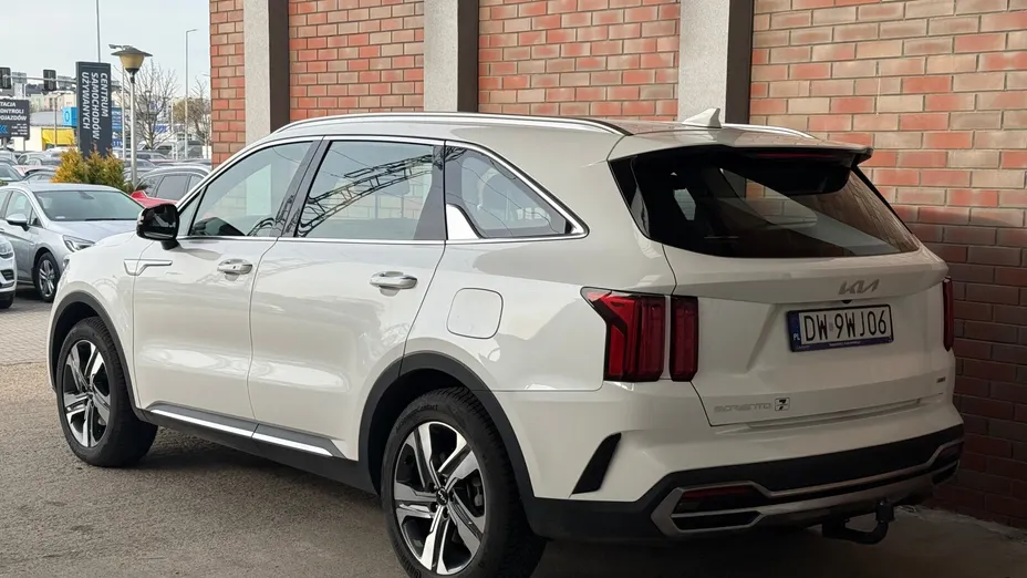 KIA Sorento Sorento 1.6 T-GDI HEV L 4WD aut 7os.