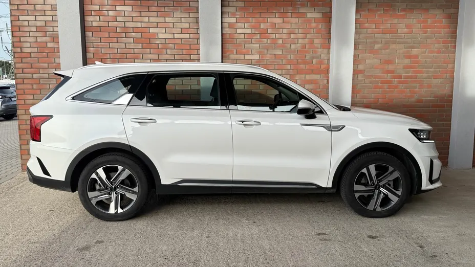 KIA Sorento Sorento 1.6 T-GDI HEV L 4WD aut 7os.