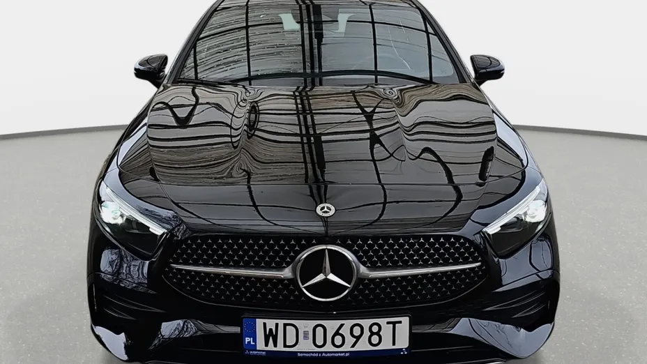 MERCEDES-BENZ A Klasa A 200 AMG Line 7G-DCT