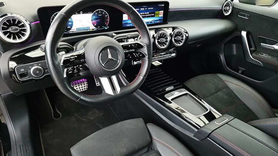 MERCEDES-BENZ A Klasa A 200 AMG Line 7G-DCT