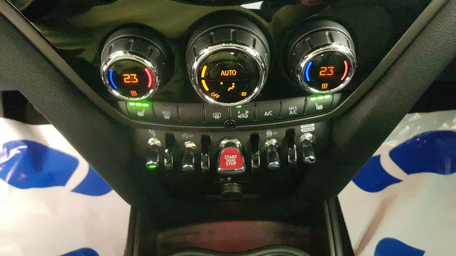 MINI [BMW] Countryman Cooper Classic Trim aut