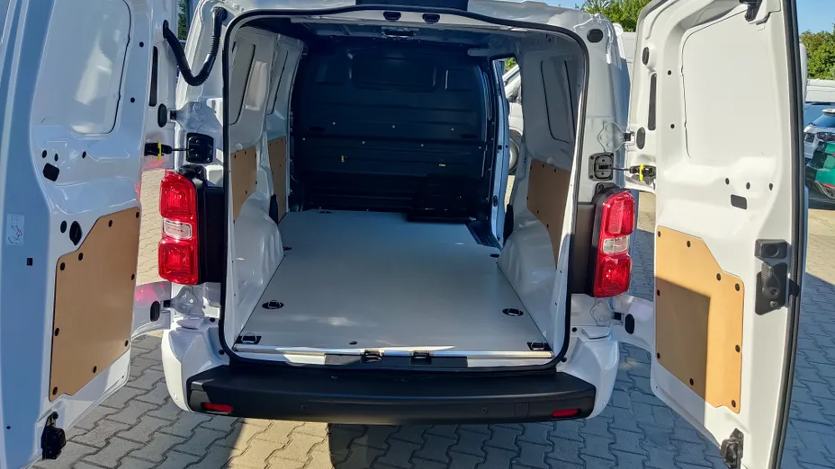 FIAT Scudo Scudo 2.2 MJ M 3,1t EAT8 Nowy