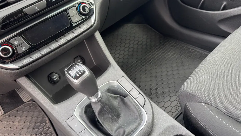 HYUNDAI i30 i30 1.5 DPI Smart