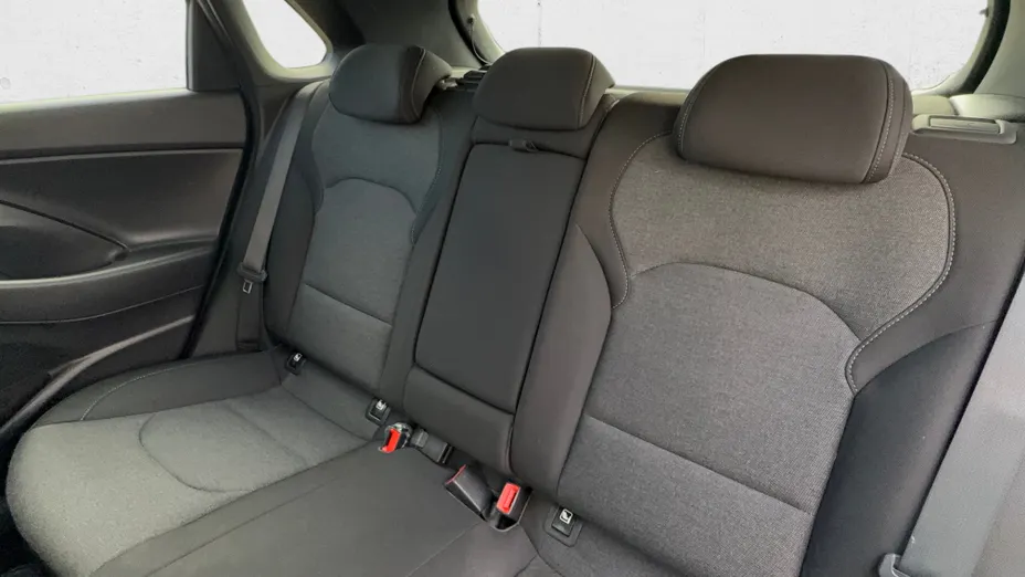 HYUNDAI i30 i30 1.5 DPI Smart
