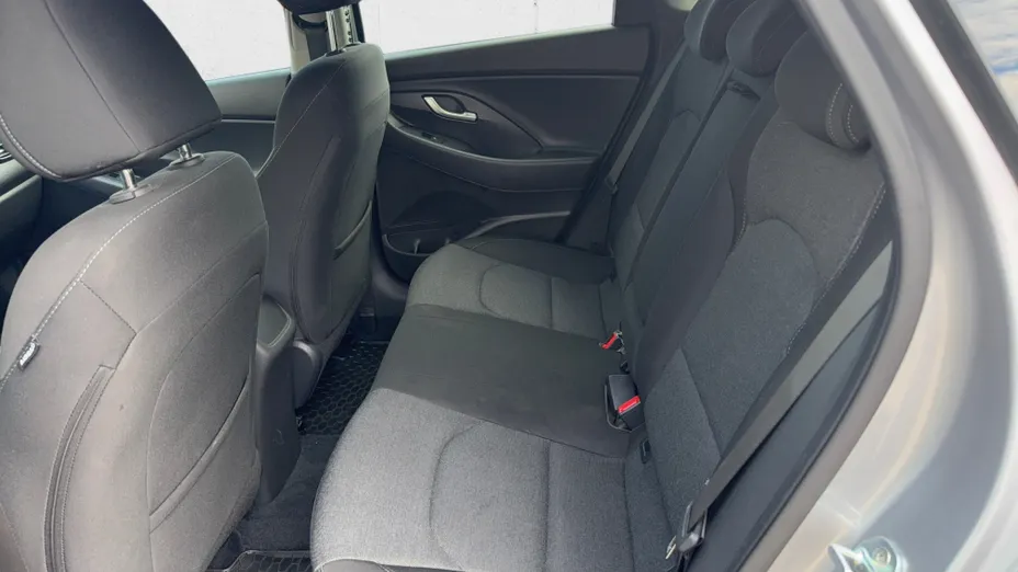 HYUNDAI i30 i30 1.5 DPI Smart