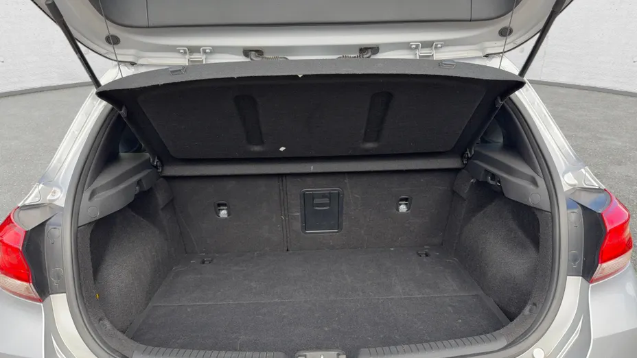 HYUNDAI i30 i30 1.5 DPI Smart