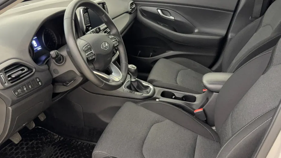 HYUNDAI i30 i30 1.5 DPI Smart