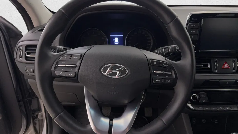 HYUNDAI i30 i30 1.5 DPI Smart