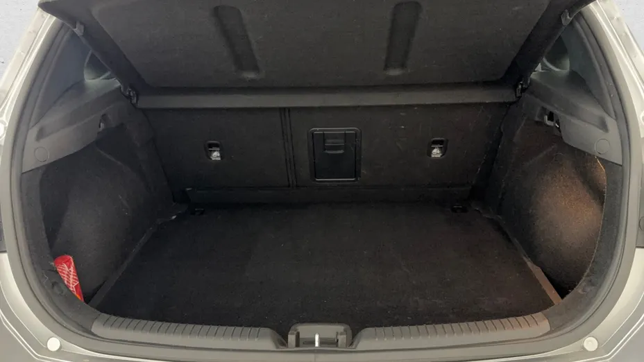 HYUNDAI i30 i30 1.5 DPI Smart