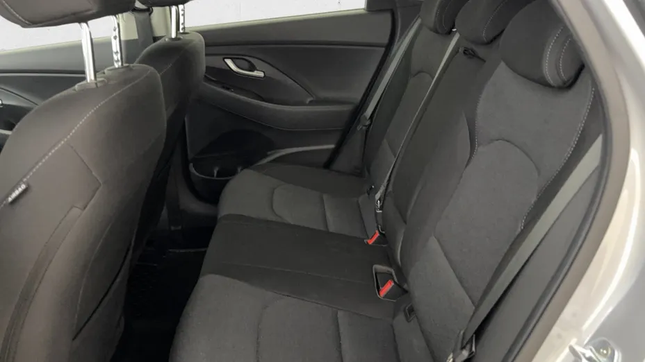 HYUNDAI i30 i30 1.5 DPI Smart