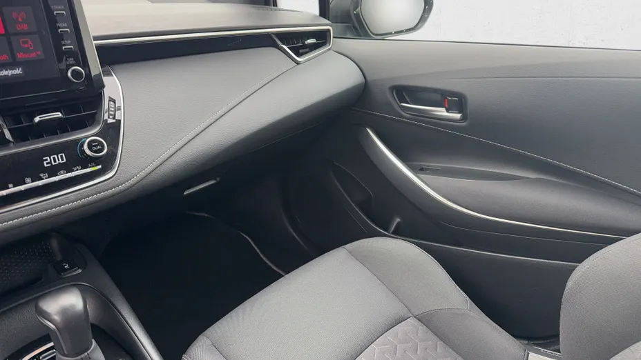 TOYOTA Corolla Corolla 2.0 Hybrid Comfort