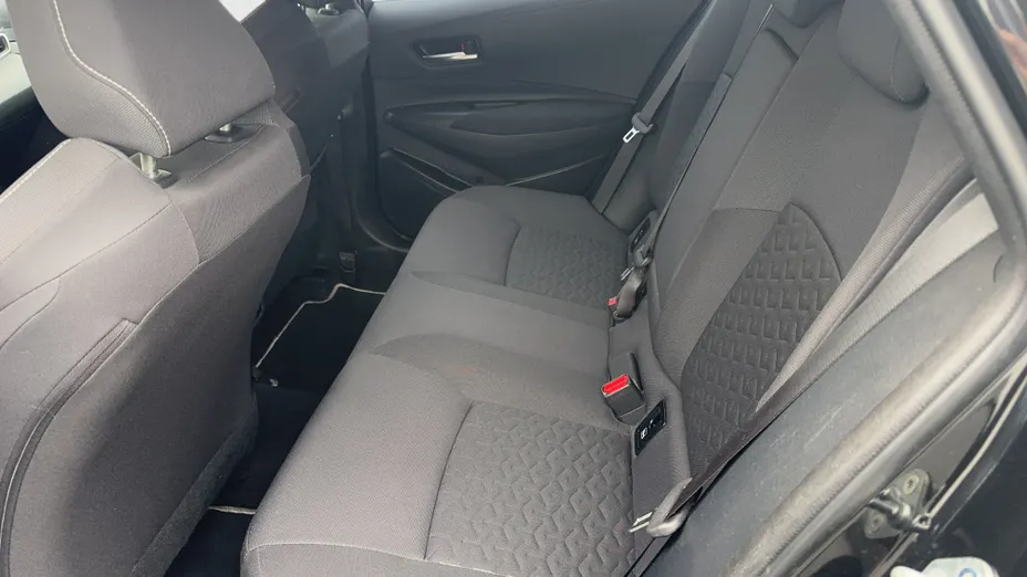 TOYOTA Corolla Corolla 2.0 Hybrid Comfort