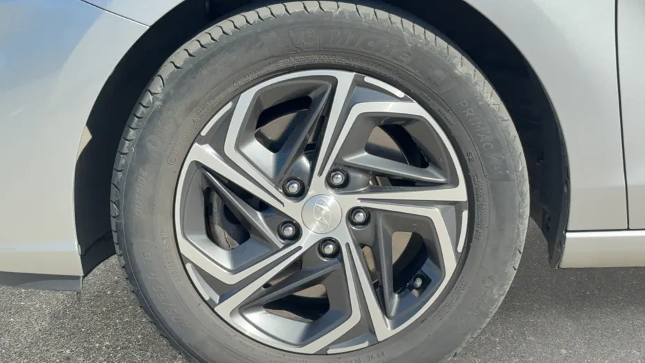 HYUNDAI i30 i30 1.5 T-GDI 48V Smart