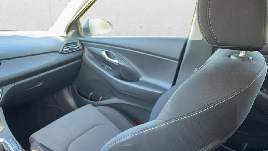 HYUNDAI i30 i30 1.5 T-GDI 48V Smart